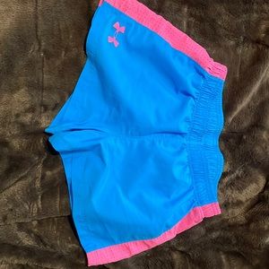 Youth large Under armour shorts